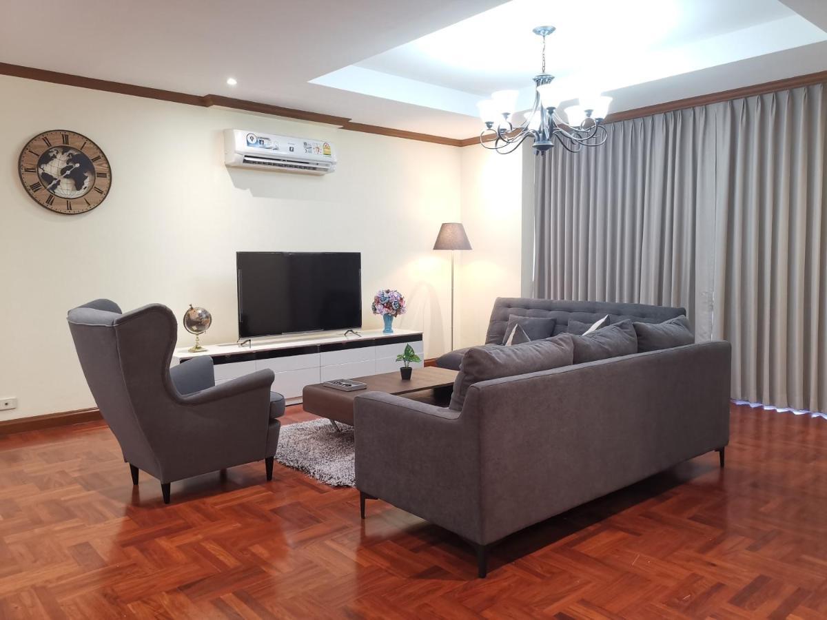 Nt Place Sukhumvit Suites Bangkok Esterno foto