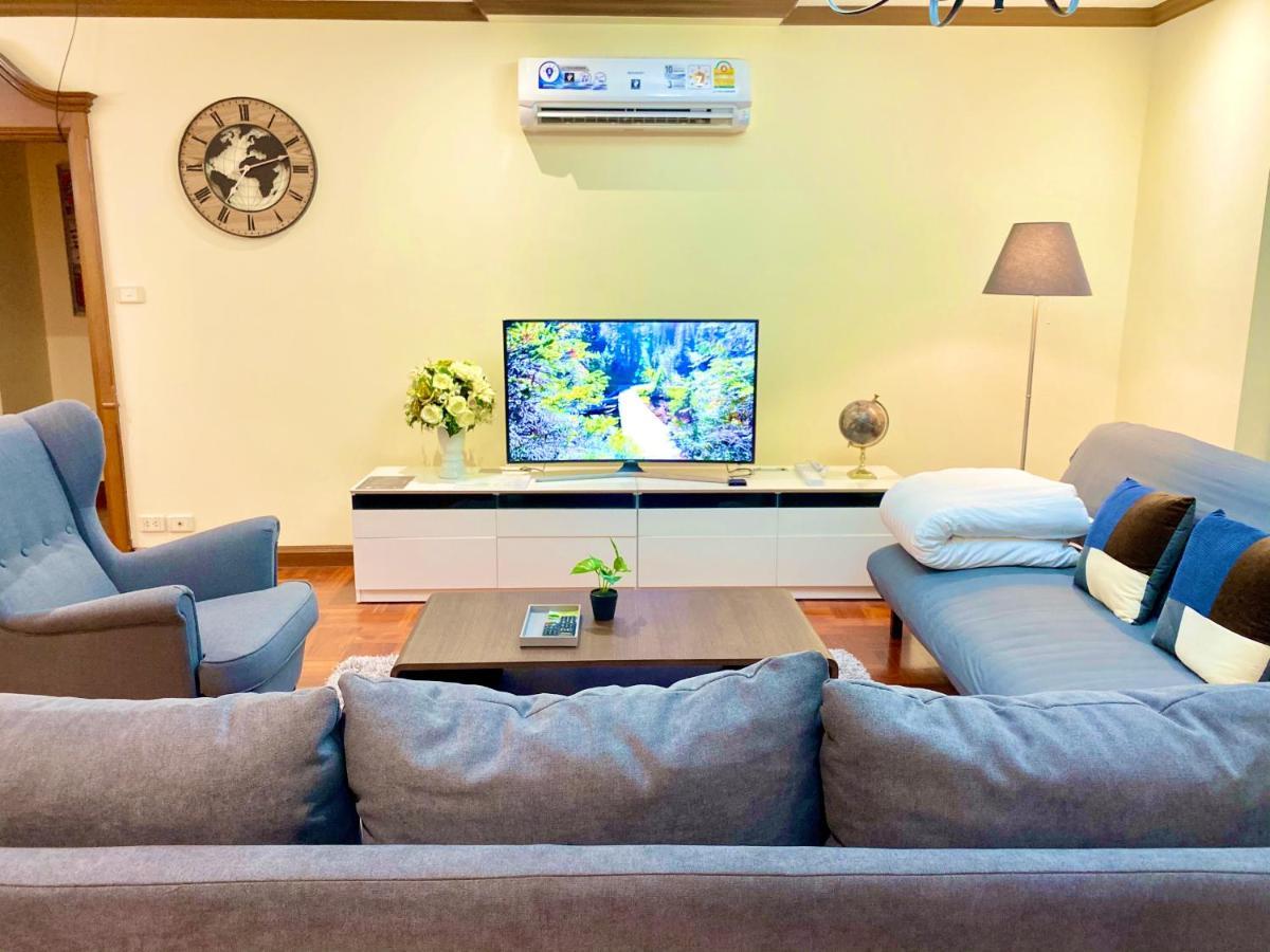 Nt Place Sukhumvit Suites Bangkok Esterno foto
